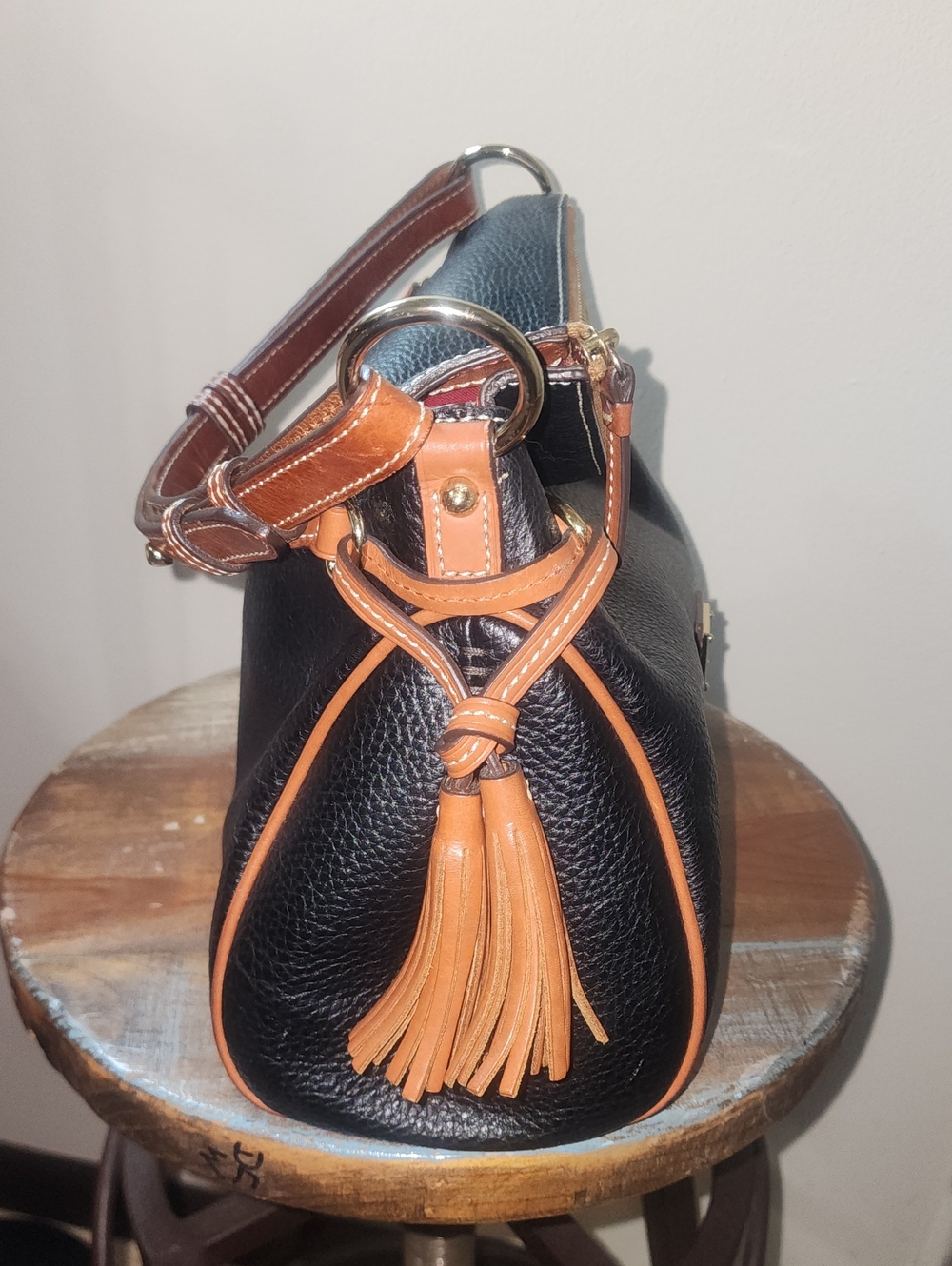 Dooney & Bourke Black Tan Pebbled Leather Flourentine Satchel Shoulder Bag - Picture 4 of 16